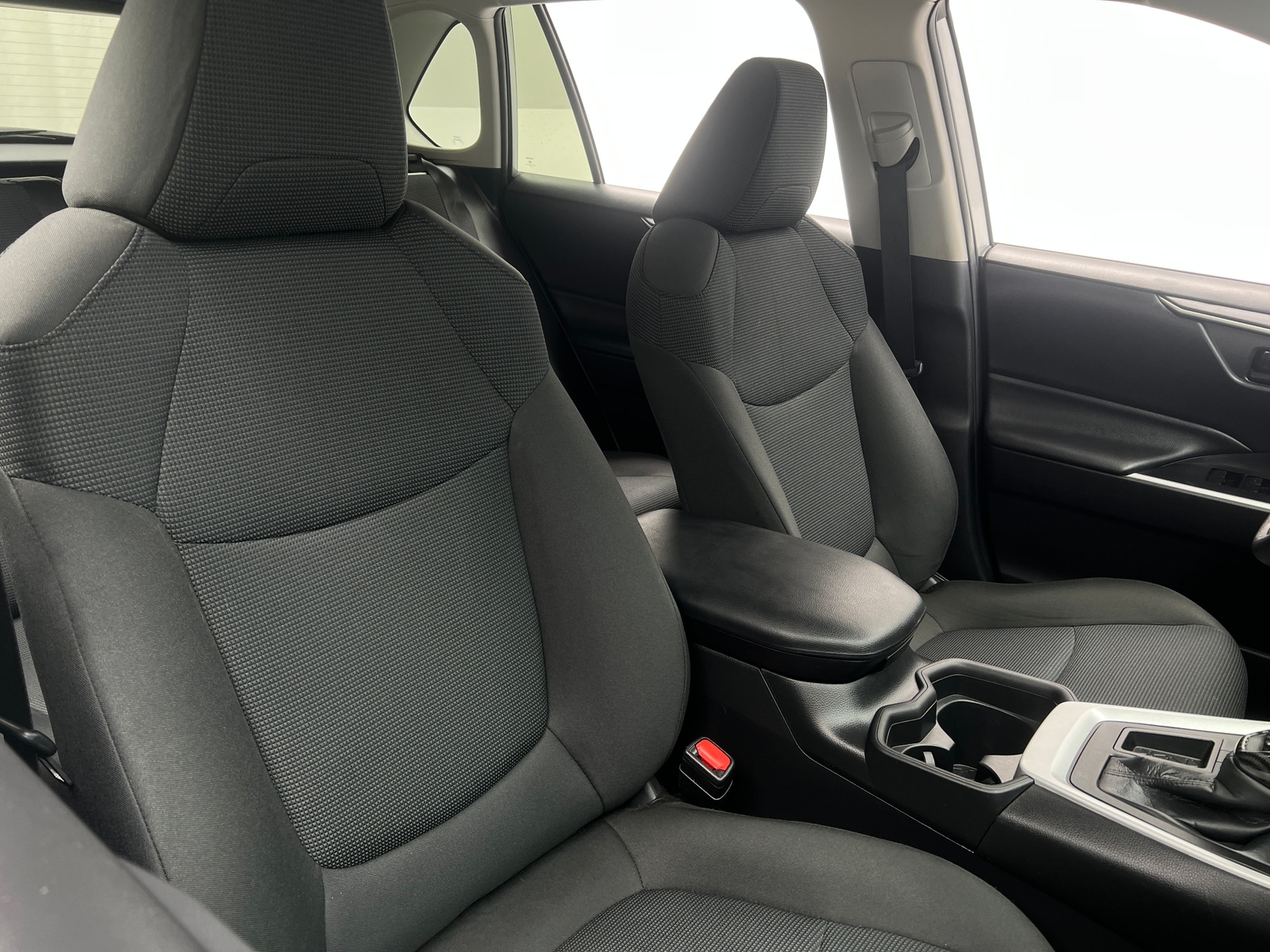 Thumbnail: 2021 Toyota RAV4 - 2