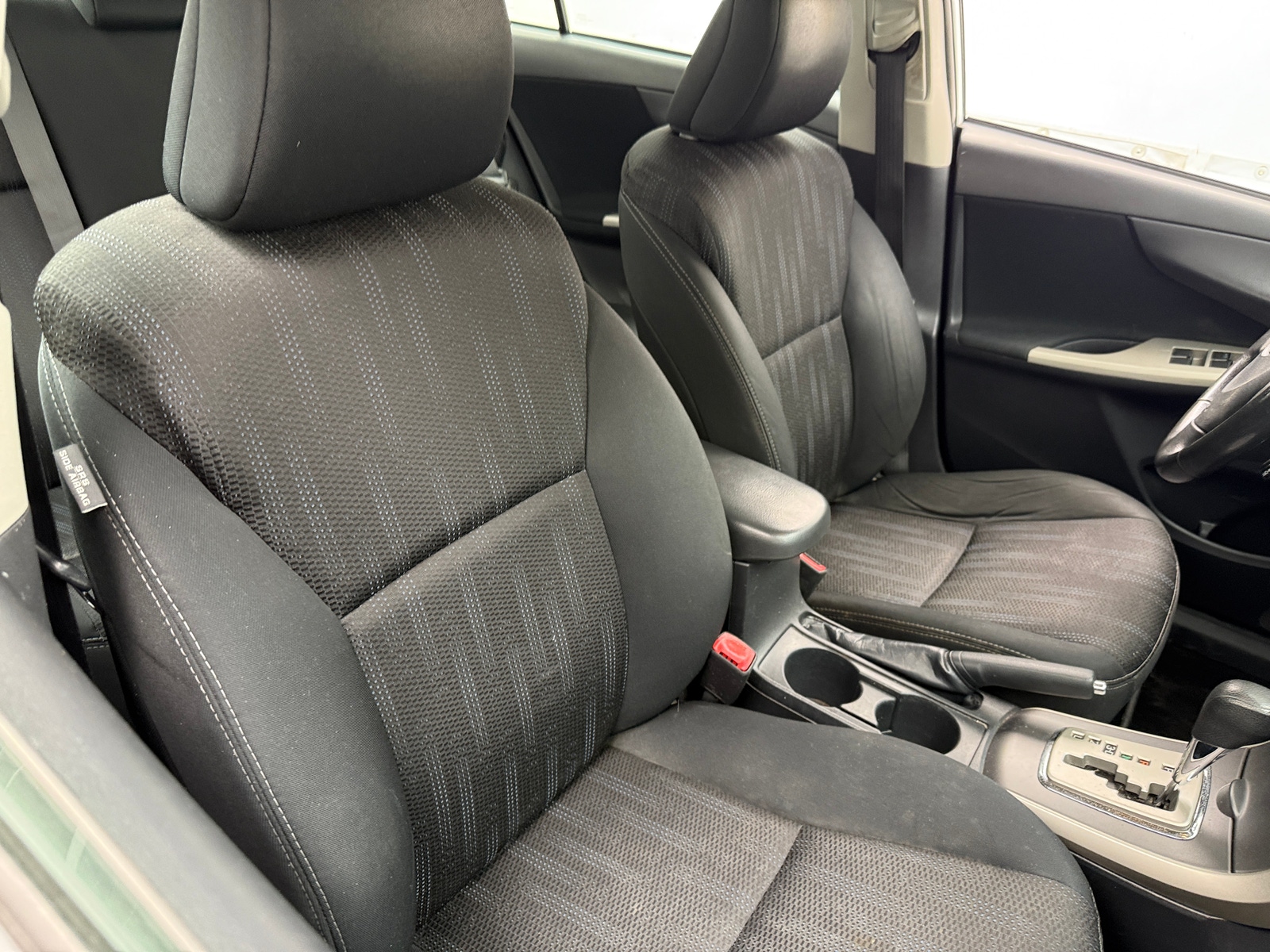 Thumbnail: 2013 Toyota Corolla - 2