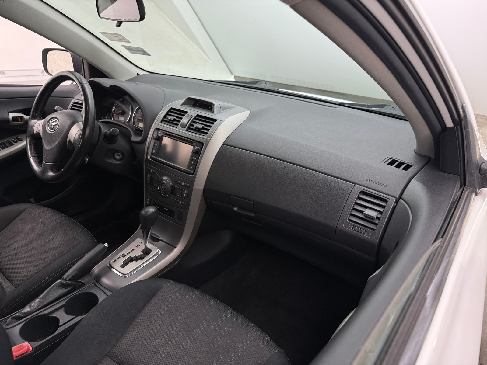 Thumbnail: 2013 Toyota Corolla - 3