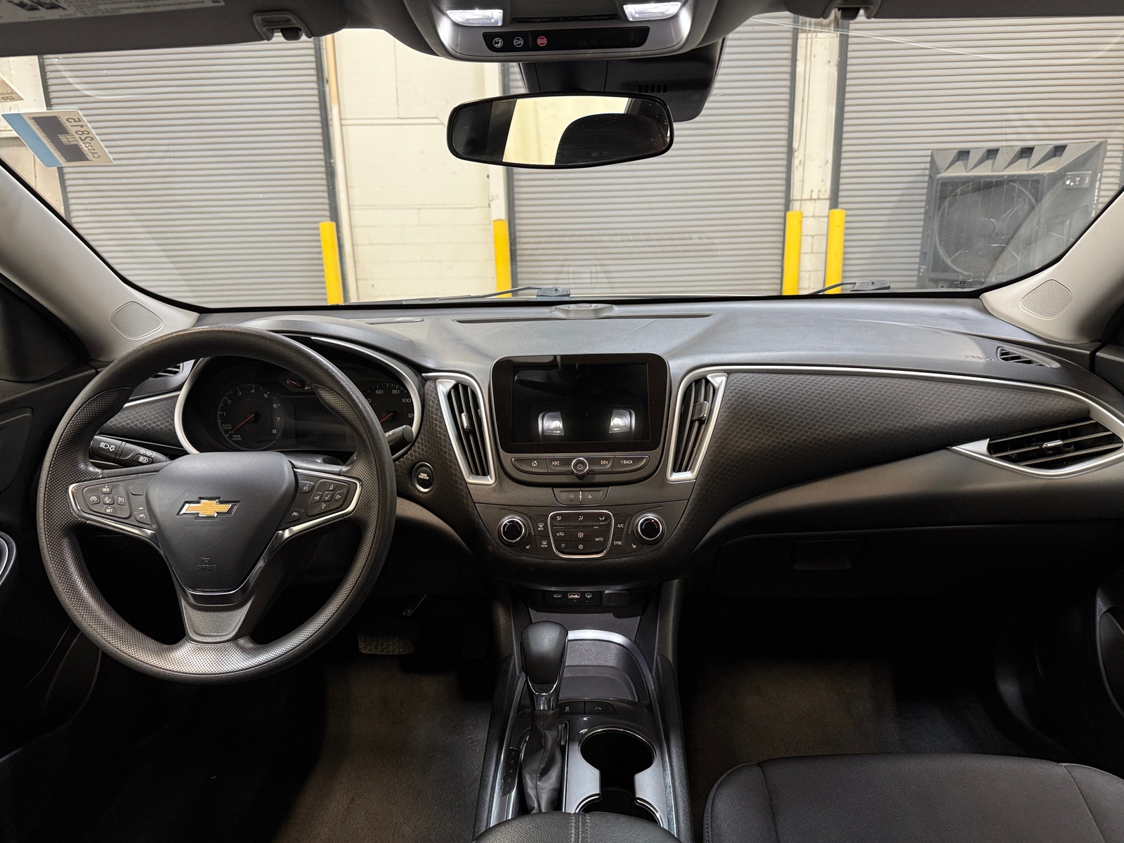 Thumbnail: 2023 Chevrolet Malibu - 3