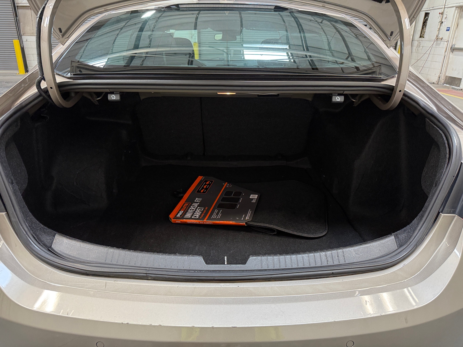 Thumbnail: 2023 Chevrolet Malibu - 7