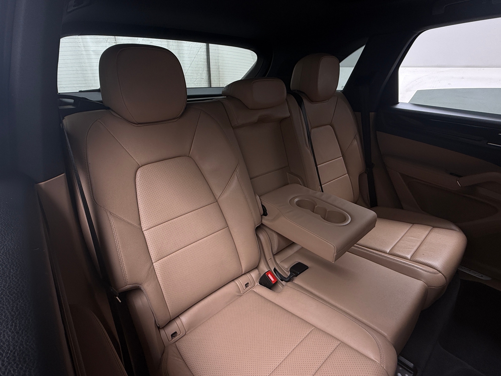 Thumbnail: 2021 Porsche Cayenne - 5