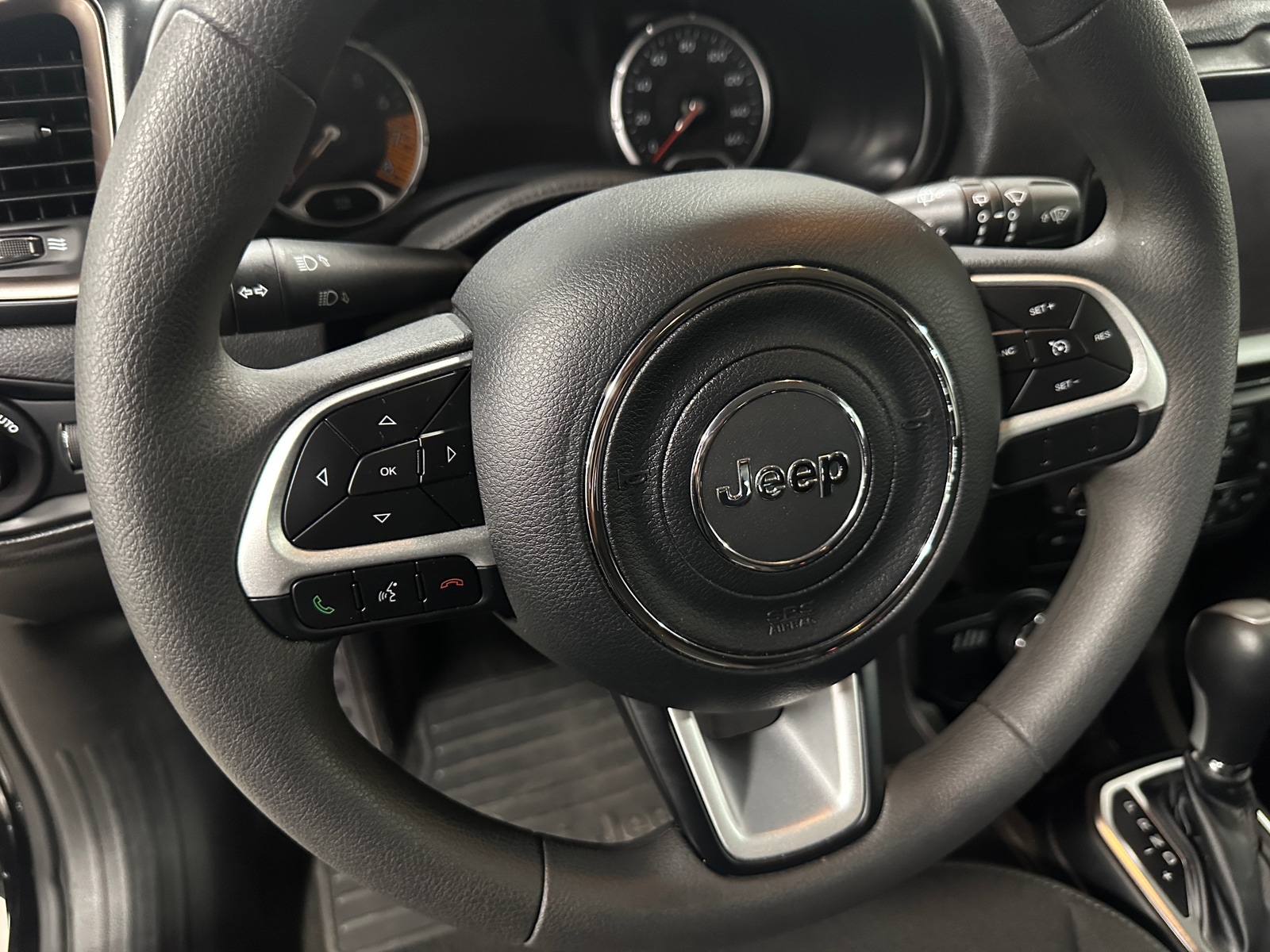 Thumbnail: 2023 Jeep Renegade - 5