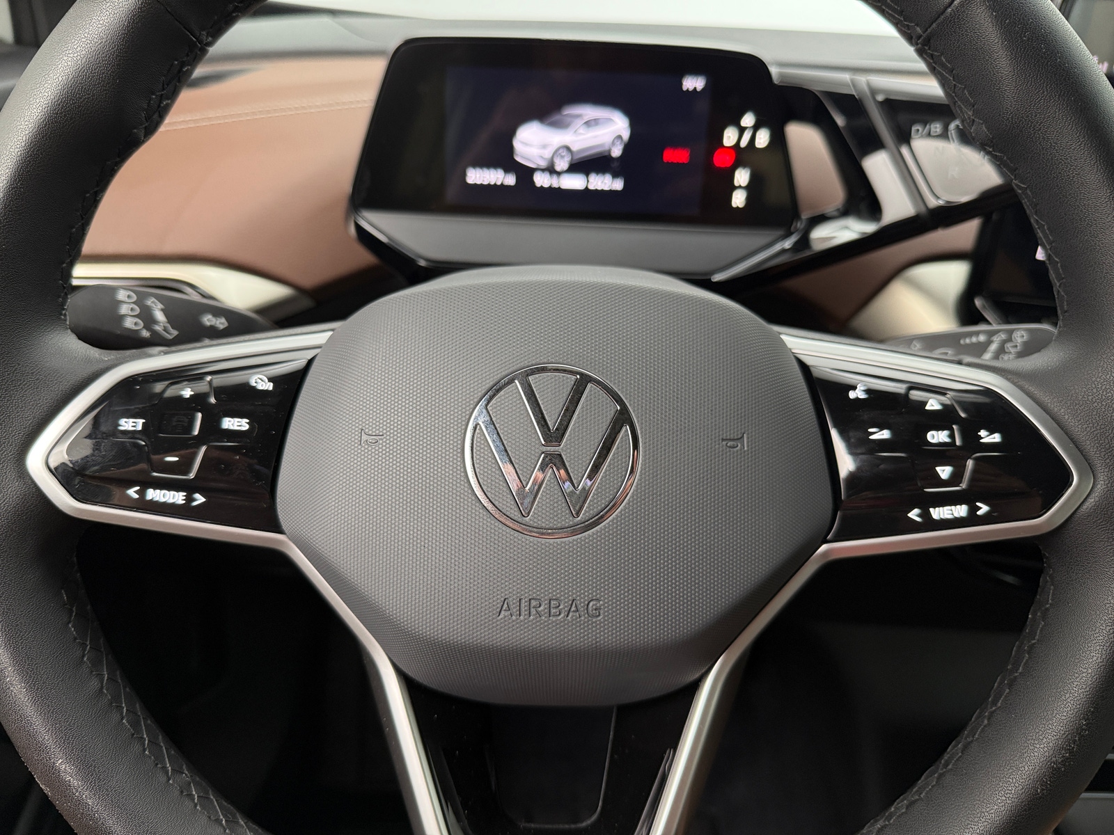 Thumbnail: 2023 Volkswagen ID.4 - 5
