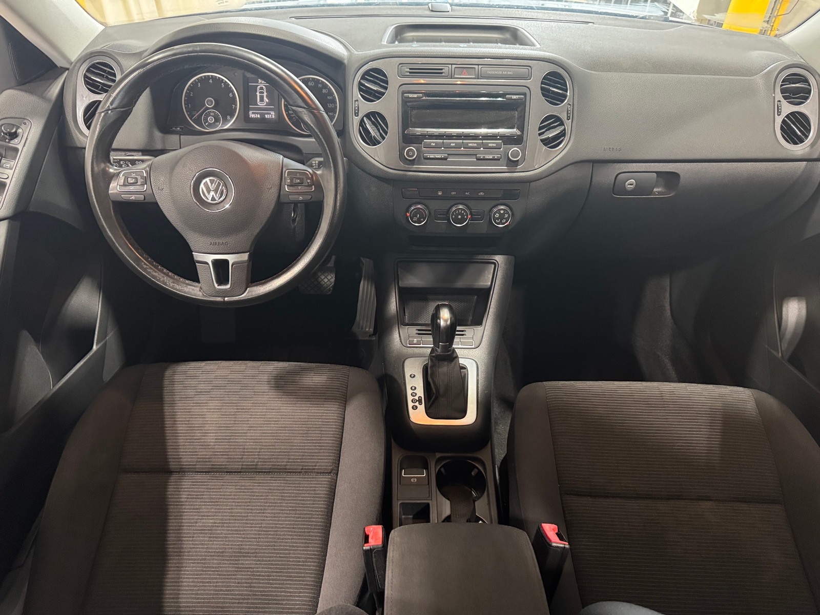 Thumbnail: 2013 Volkswagen Tiguan - 3