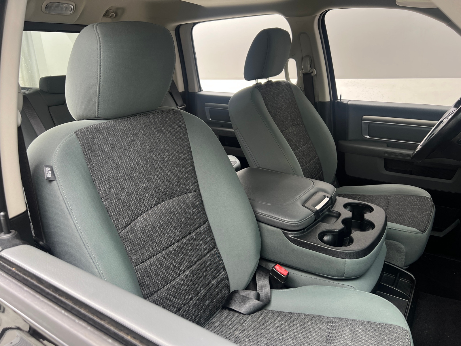 Thumbnail: 2019 RAM 1500 Classic - 2