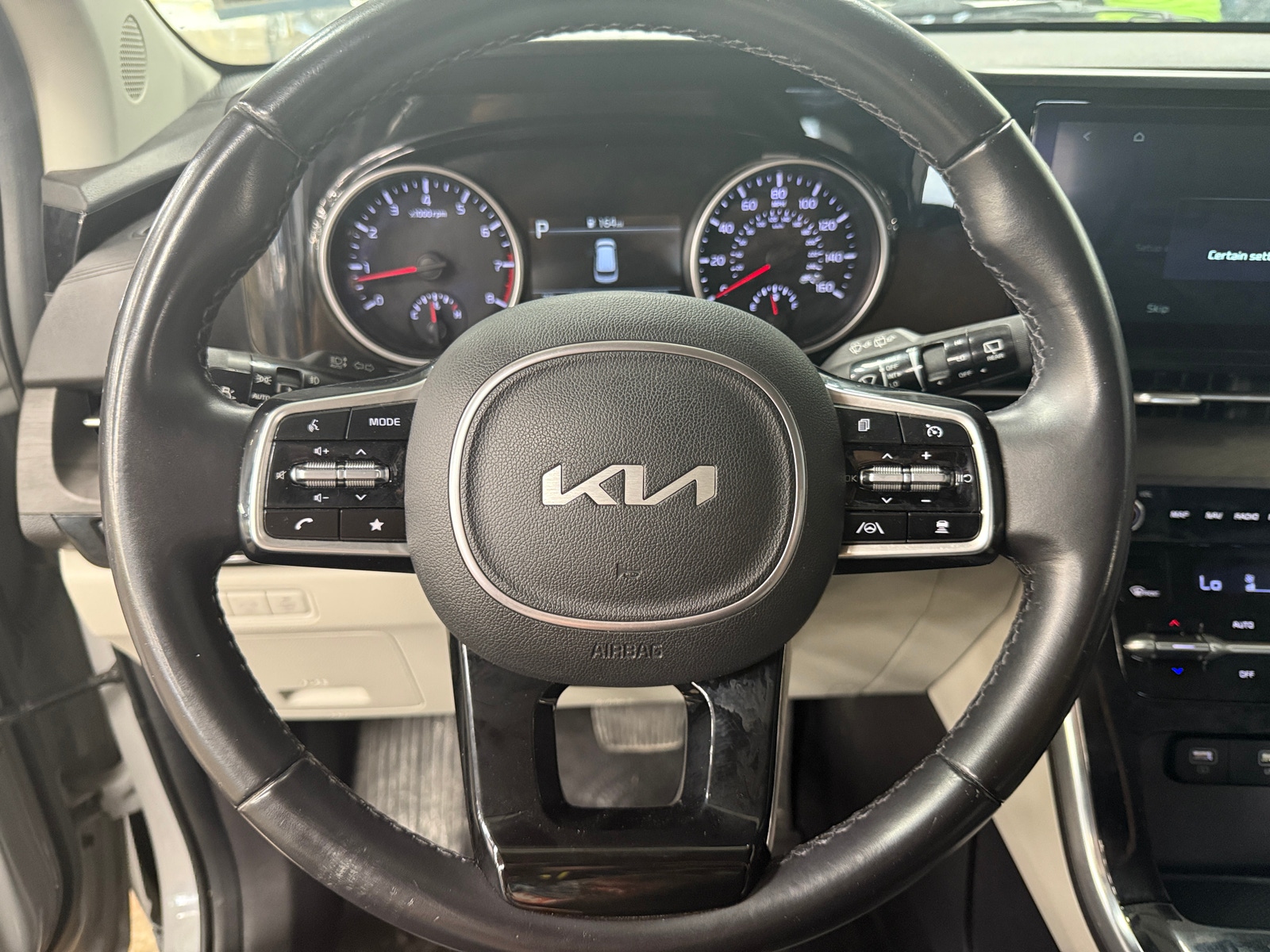Thumbnail: 2022 Kia Carnival - 5