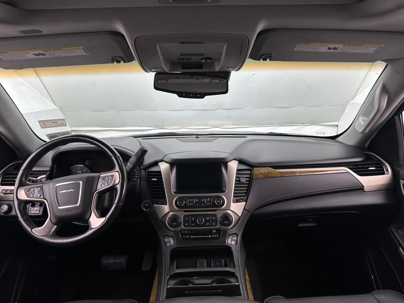 Thumbnail: 2017 GMC Yukon - 2