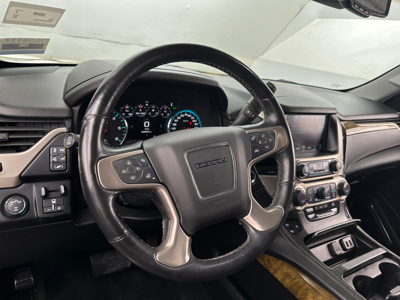 Thumbnail: 2017 GMC Yukon - 4