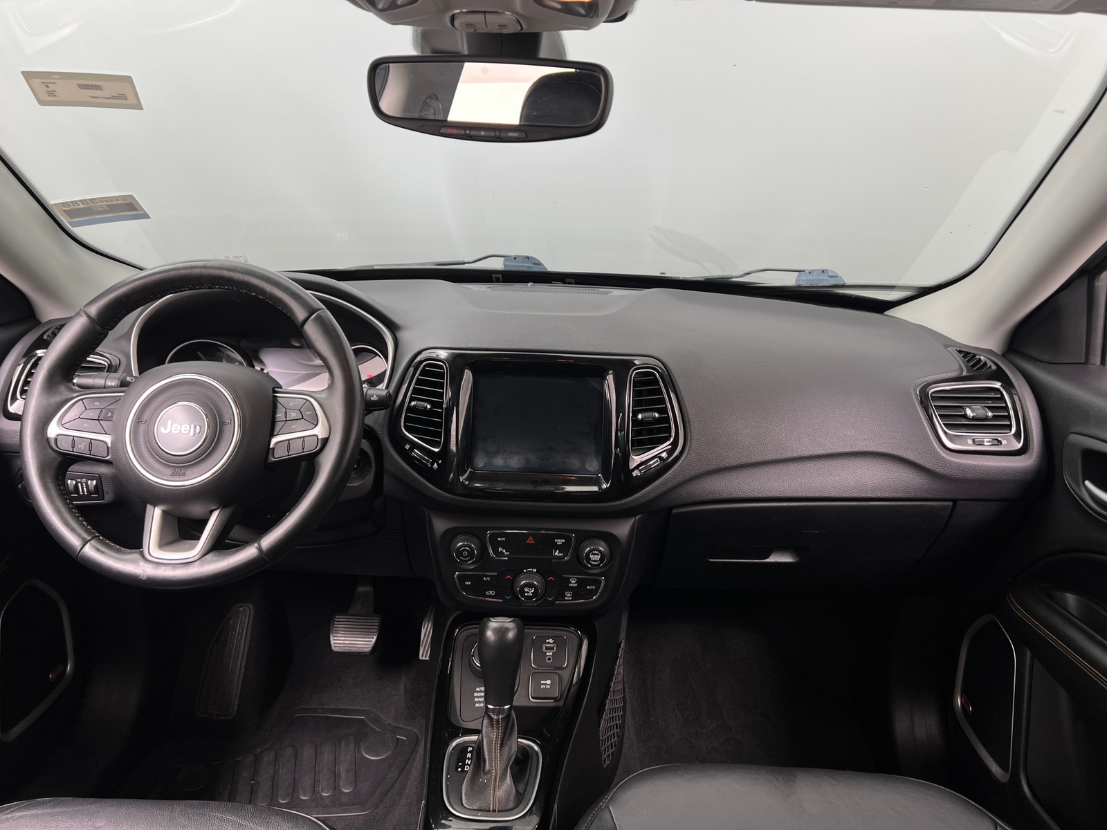 Thumbnail: 2018 Jeep Compass - 2