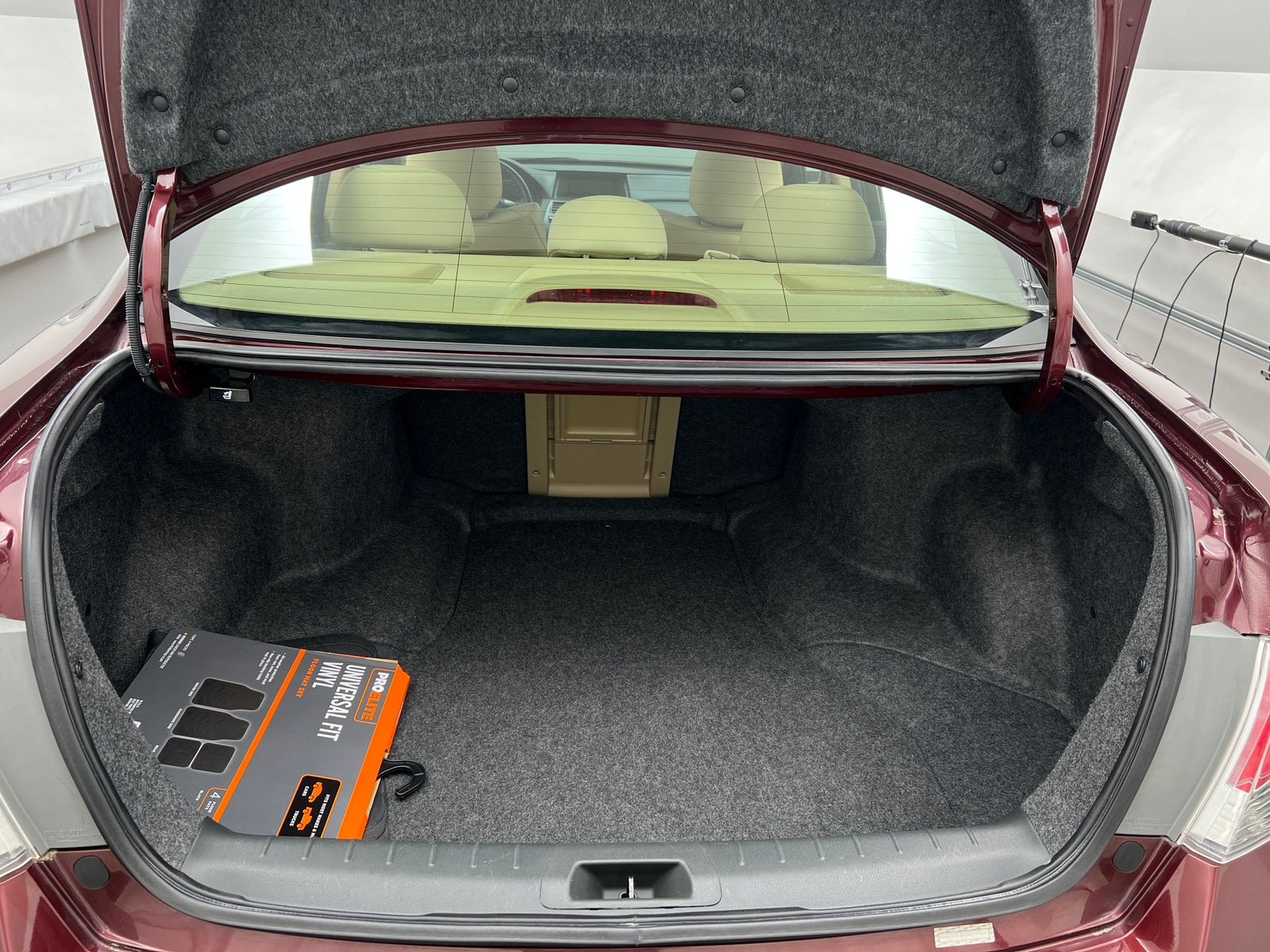 Thumbnail: 2011 Honda Accord - 6