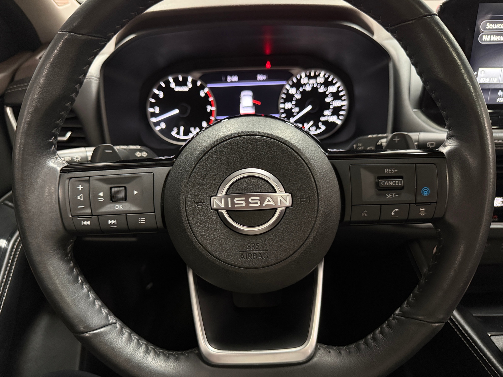 Thumbnail: 2023 Nissan Rogue - 4