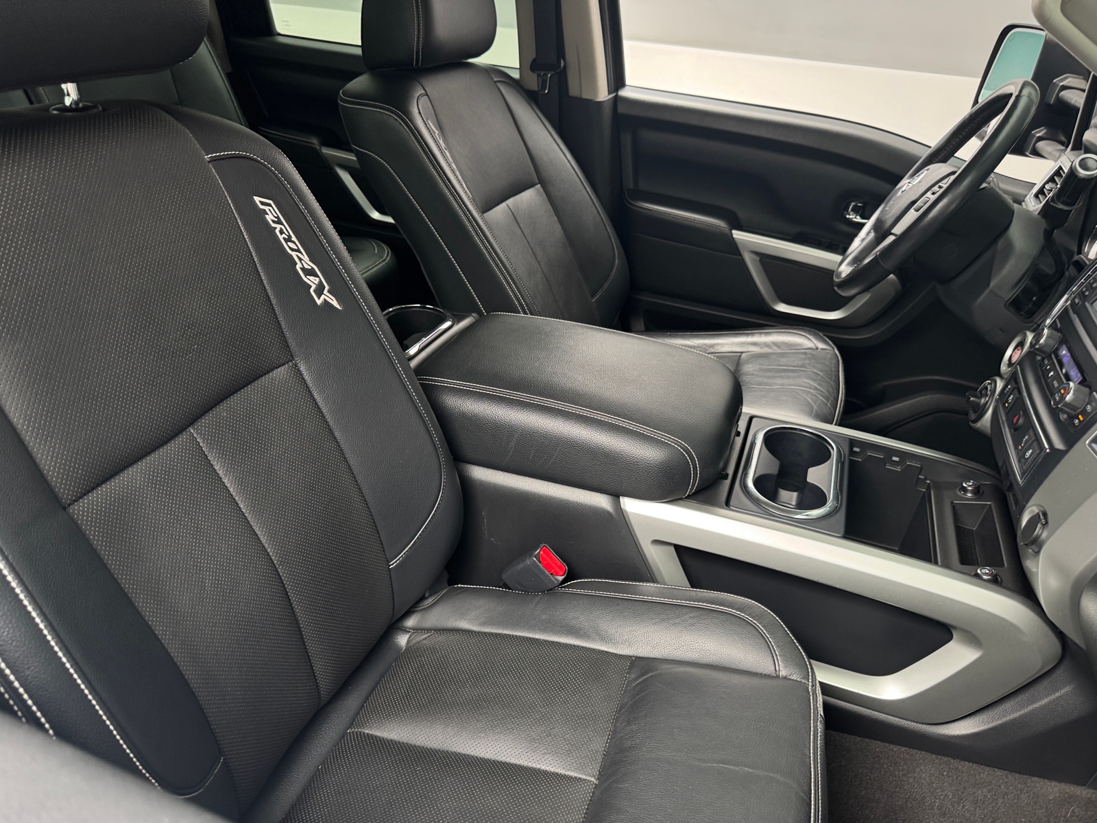 Thumbnail: 2018 Nissan Titan - 2
