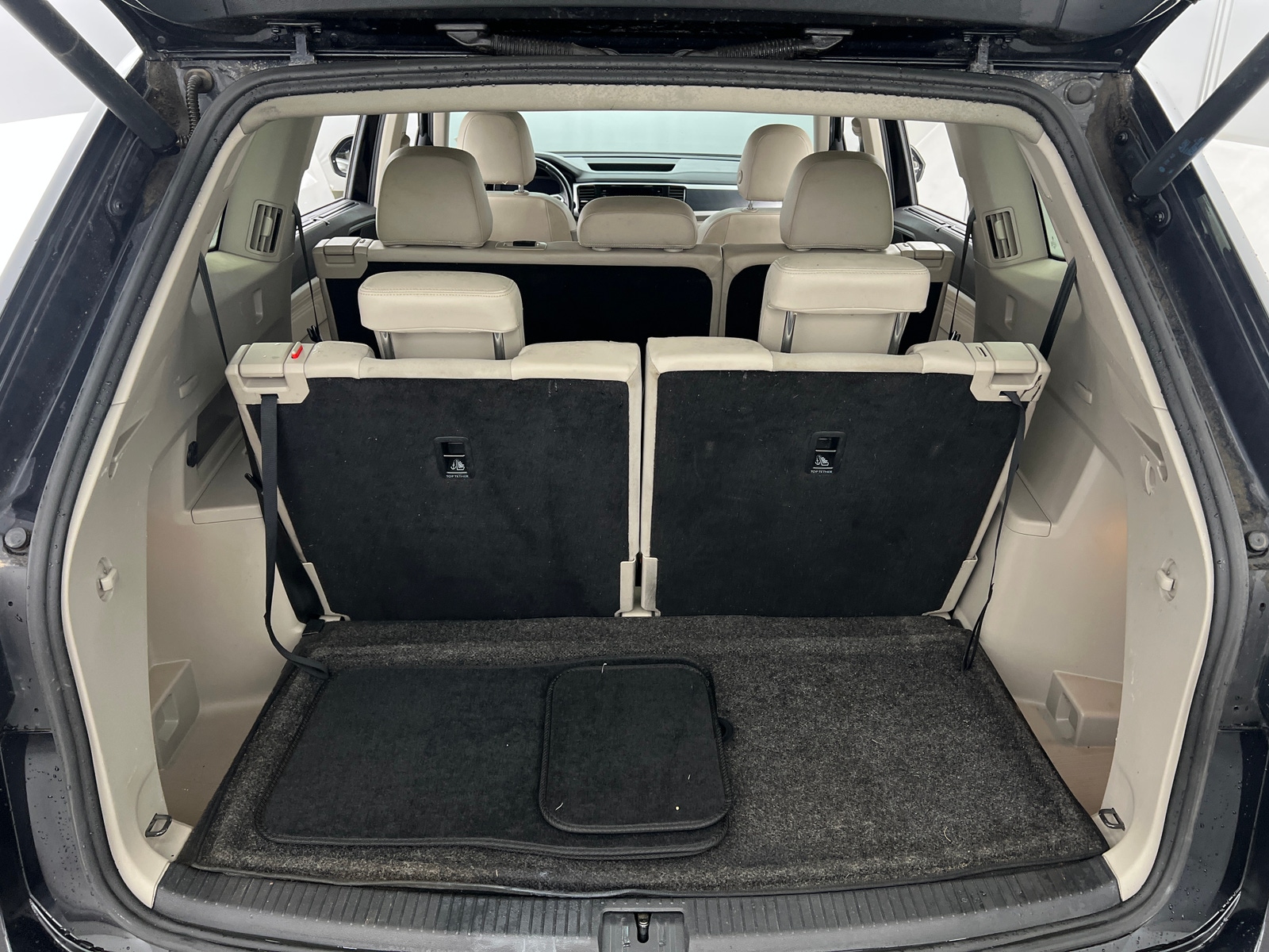 Thumbnail: 2021 Volkswagen Atlas - 6