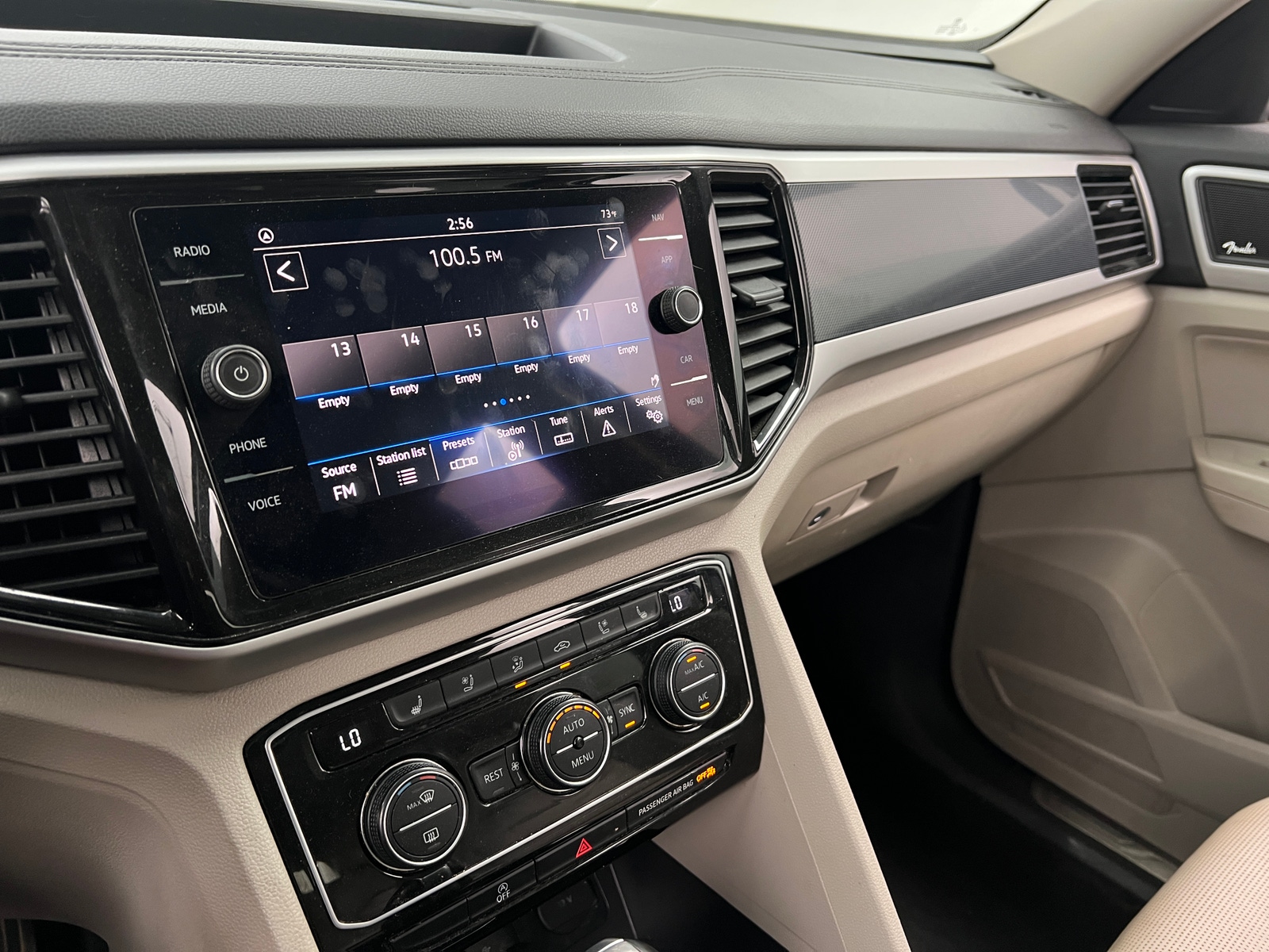 Thumbnail: 2021 Volkswagen Atlas - 3