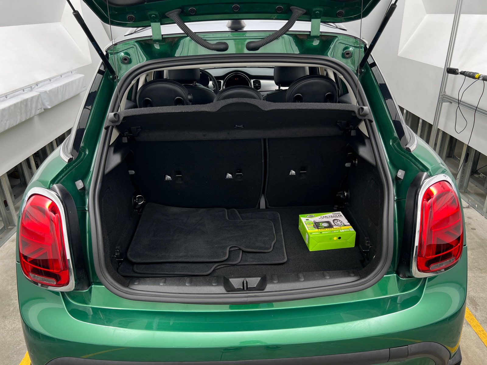 Thumbnail: 2022 MINI Cooper Hardtop - 6