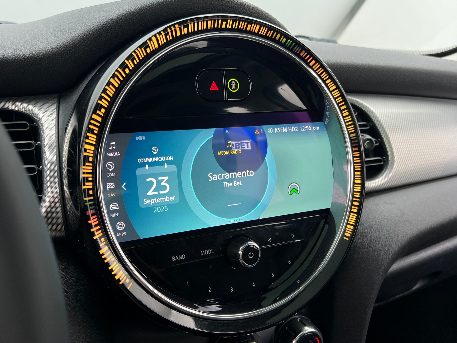 Thumbnail: 2022 MINI Cooper Hardtop - 3