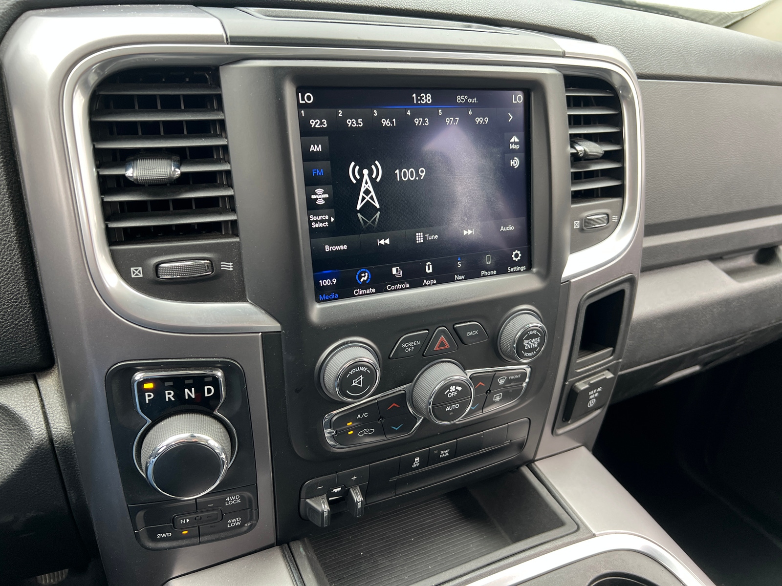 Thumbnail: 2023 RAM 1500 Classic - 4