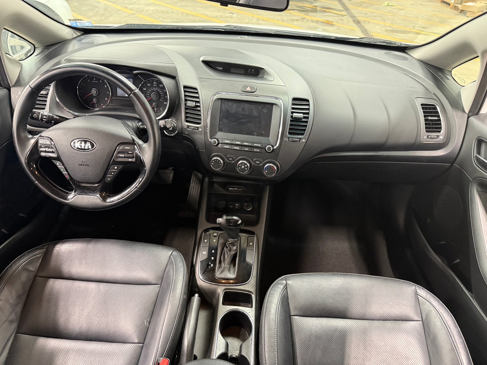 Thumbnail: 2017 Kia Forte - 2