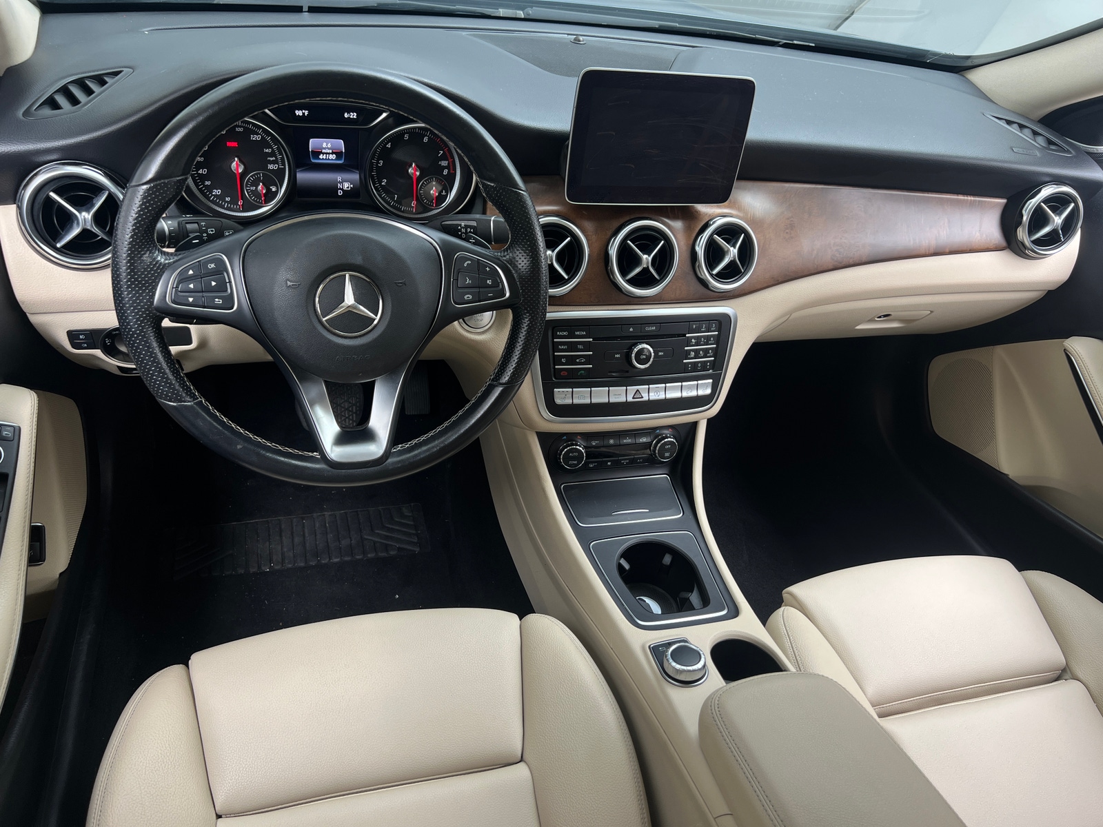 Thumbnail: 2019 Mercedes-Benz GLA - 2