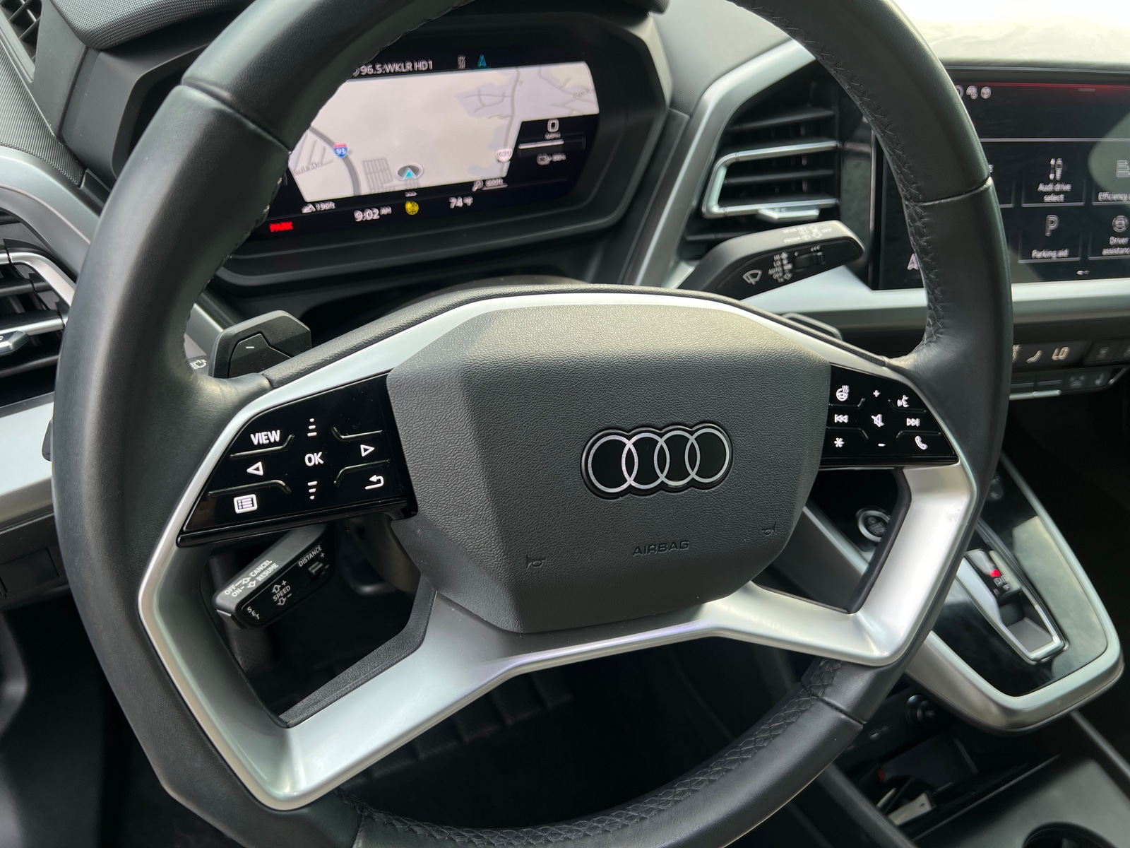 Thumbnail: 2023 Audi Q4 e-tron - 4