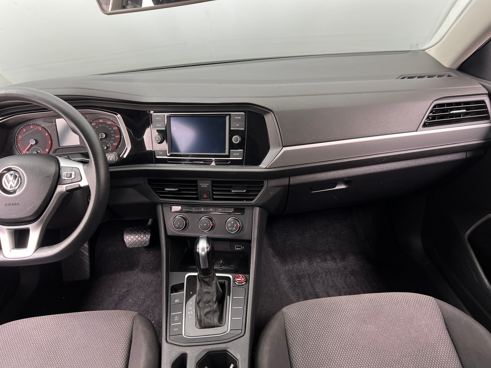 Thumbnail: 2019 Volkswagen Jetta - 3