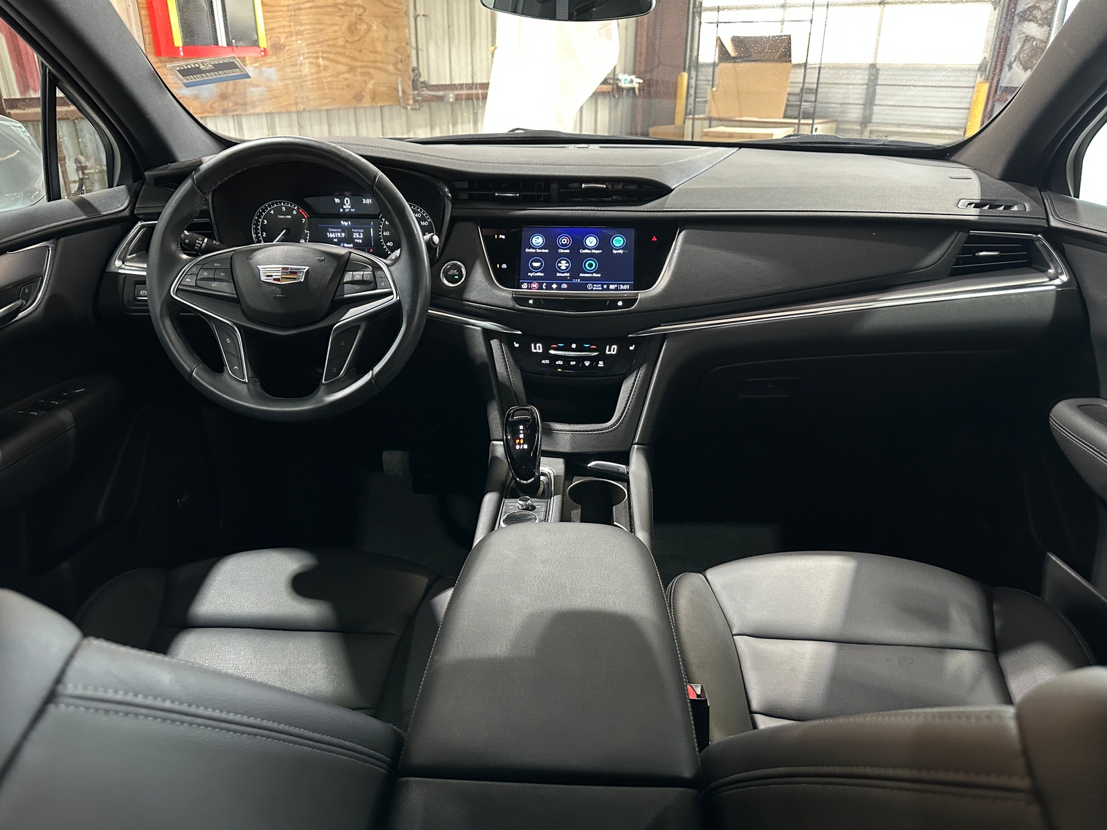 Thumbnail: 2023 Cadillac XT5 - 2