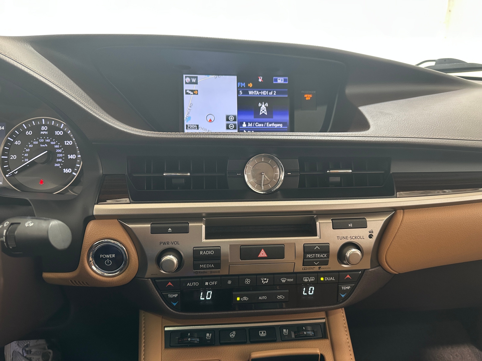 Thumbnail: 2016 Lexus ES - 3