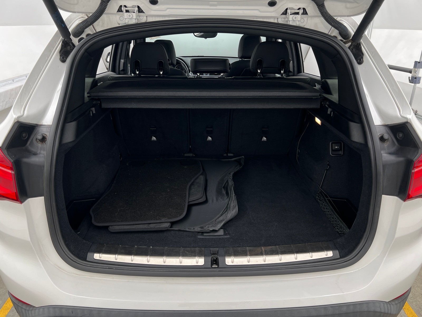 Thumbnail: 2018 BMW X1 - 6