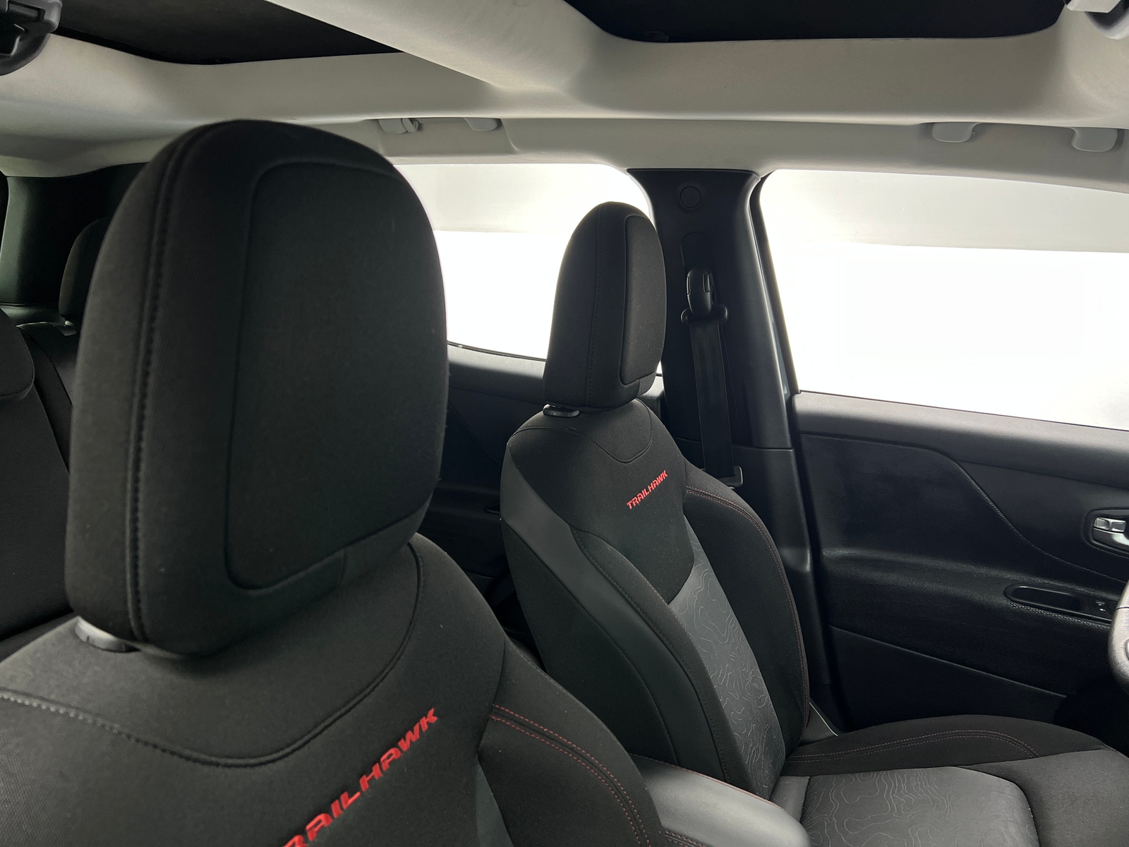 Thumbnail: 2016 Jeep Renegade - 2