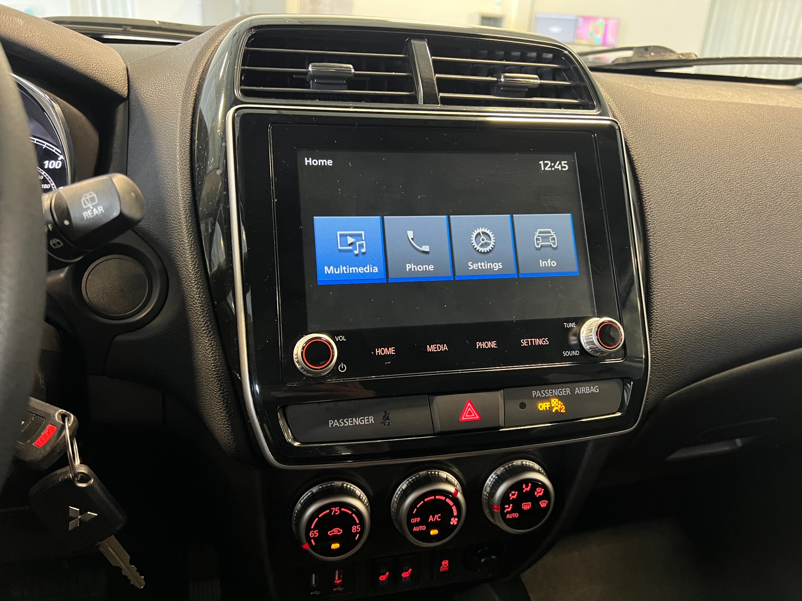 Thumbnail: 2024 Mitsubishi Outlander Sport - 4
