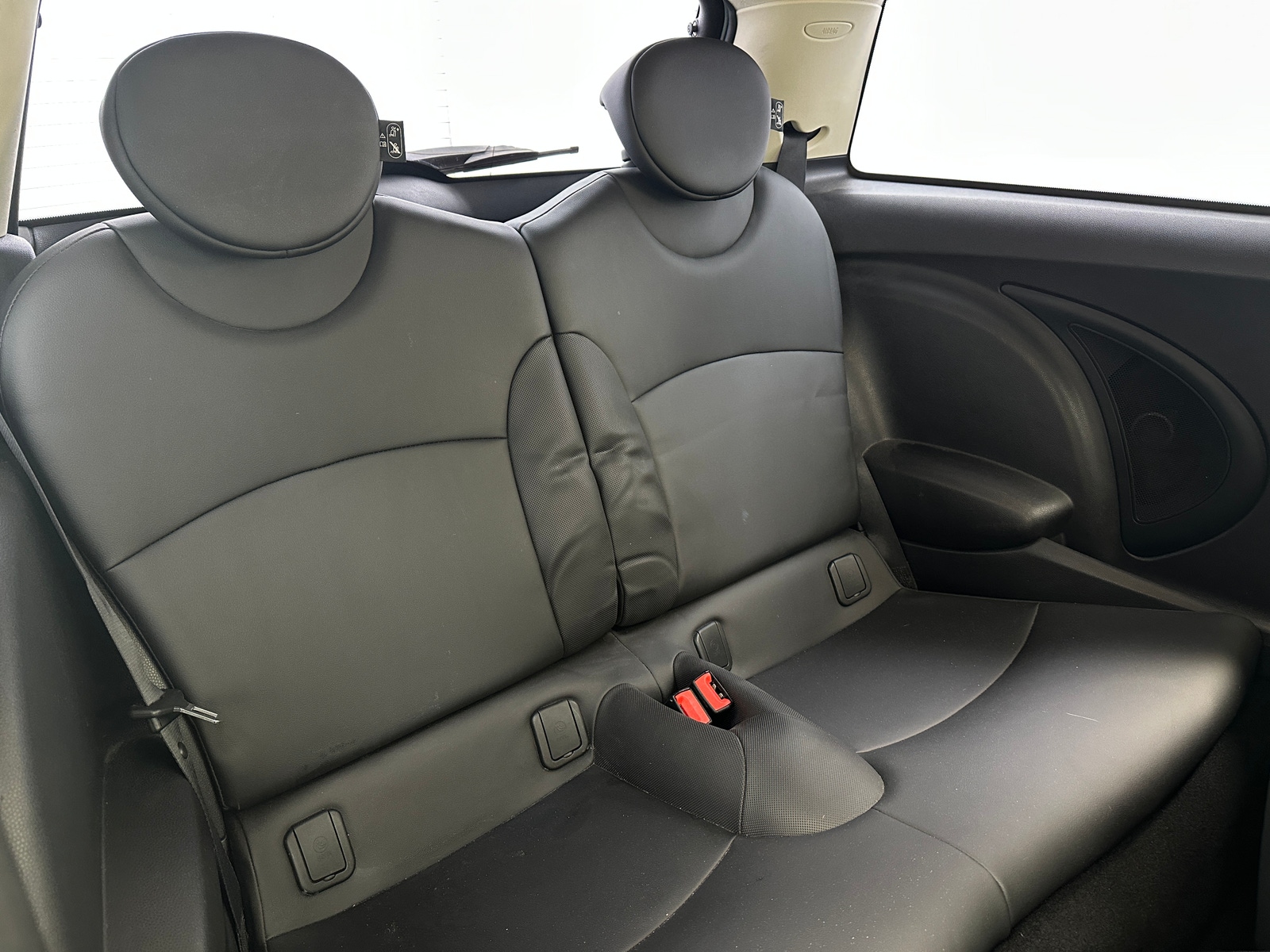 Thumbnail: 2012 MINI Cooper Hardtop - 5