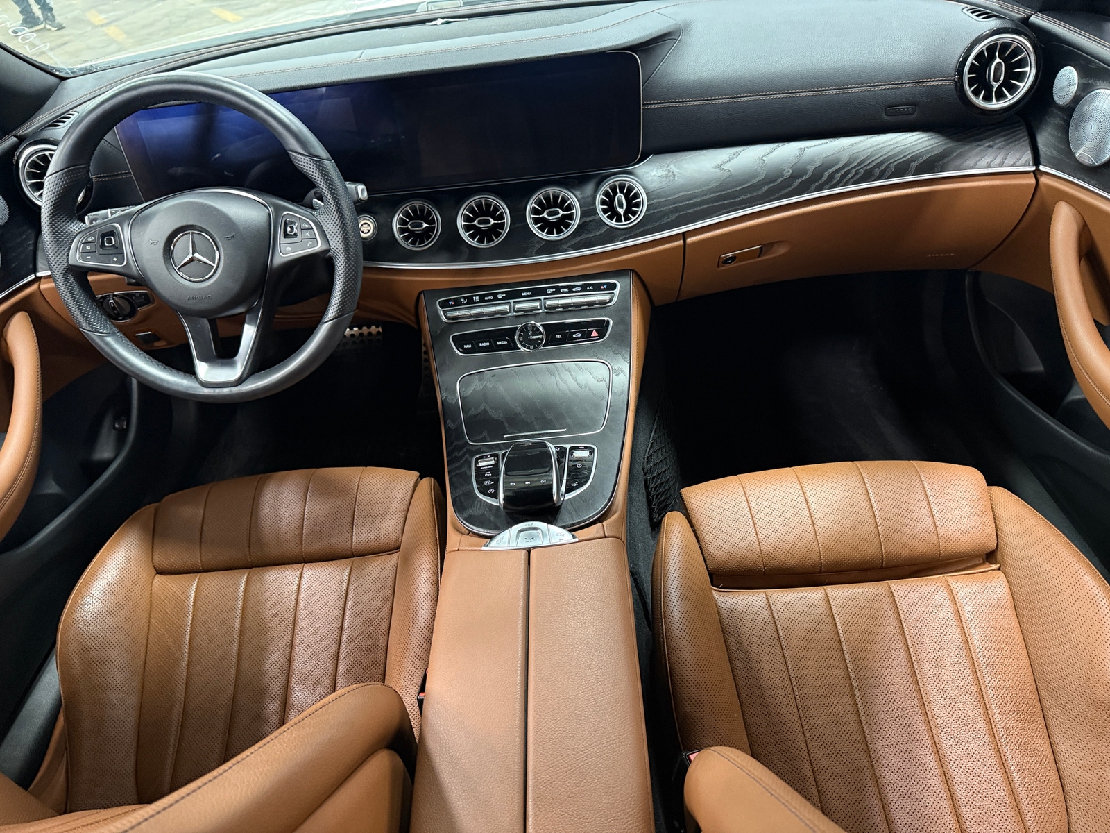 Thumbnail: 2018 Mercedes-Benz E-Class - 2