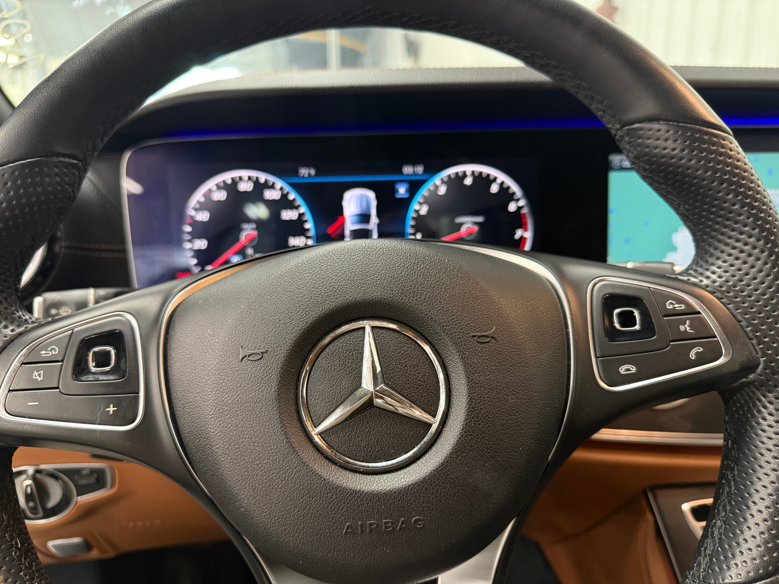 Thumbnail: 2018 Mercedes-Benz E-Class - 4