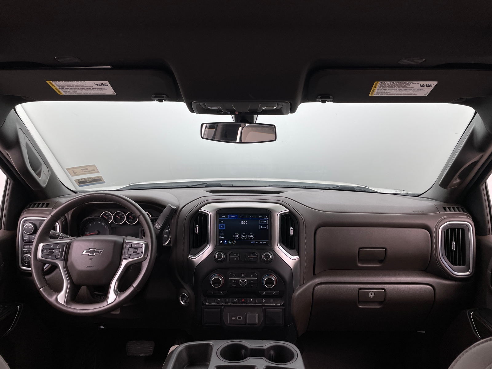 Thumbnail: 2022 Chevrolet Silverado 1500 - 3