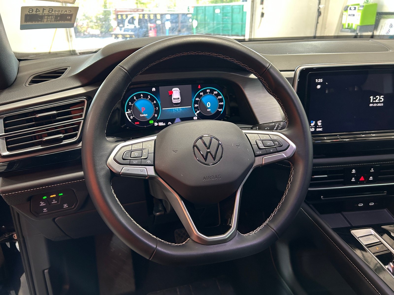 Thumbnail: 2024 Volkswagen Atlas - 4