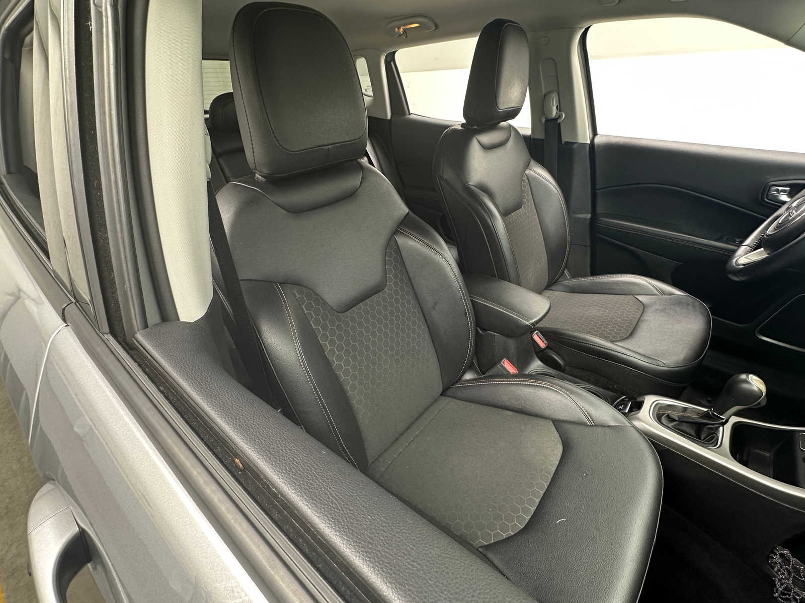 Thumbnail: 2017 Jeep Compass - 2