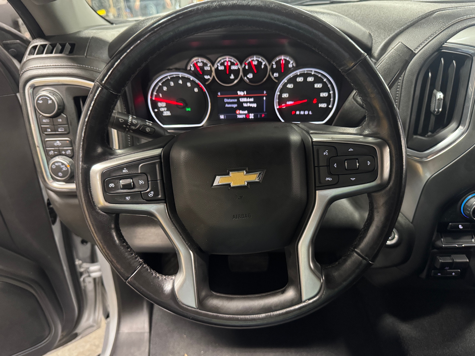 Thumbnail: 2019 Chevrolet Silverado 1500 - 5