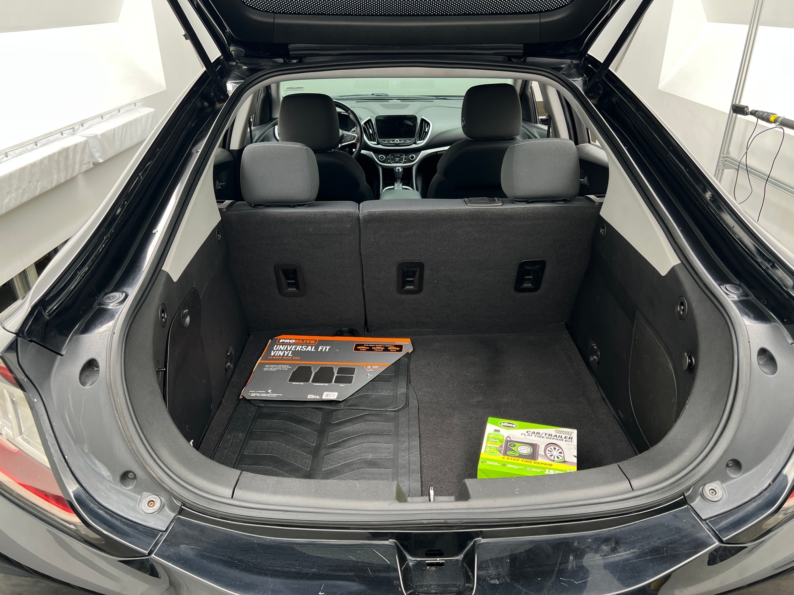 Thumbnail: 2017 Chevrolet Volt - 7