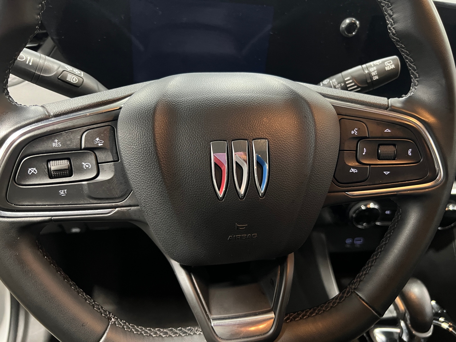 Thumbnail: 2024 Buick Encore GX - 4