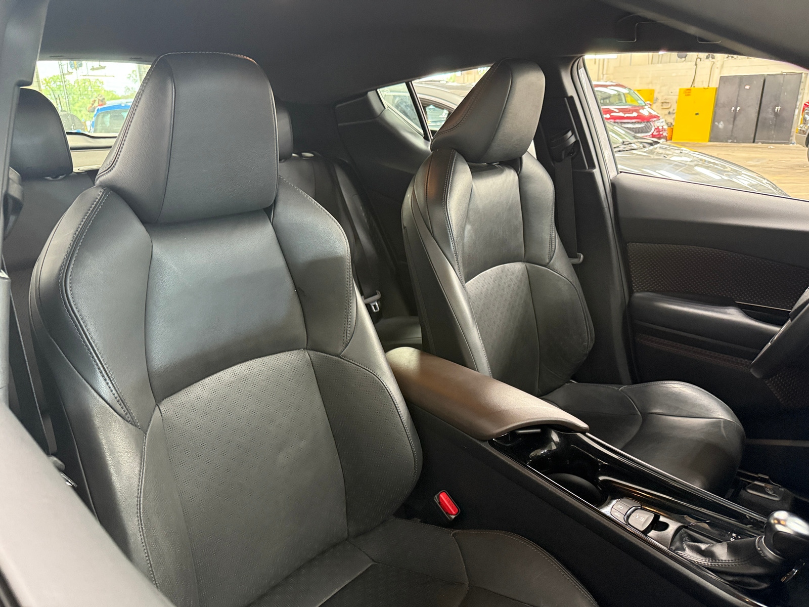 Thumbnail: 2019 Toyota C-HR - 2