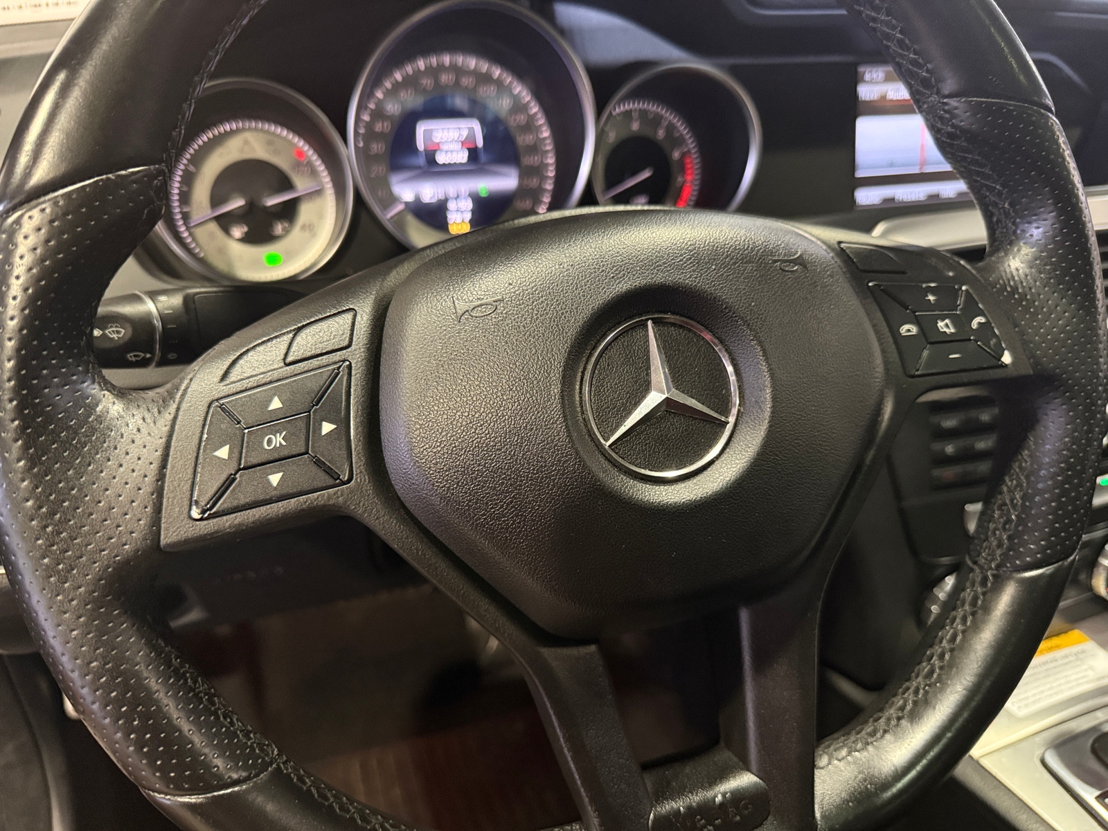 Thumbnail: 2013 Mercedes-Benz C-Class - 4