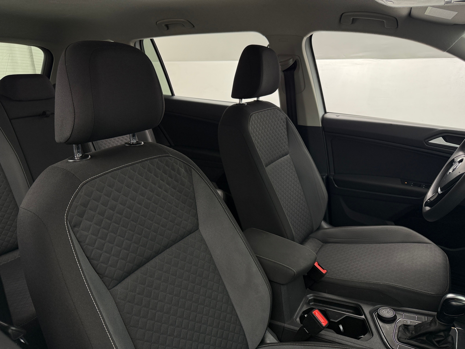 Thumbnail: 2021 Volkswagen Tiguan - 2