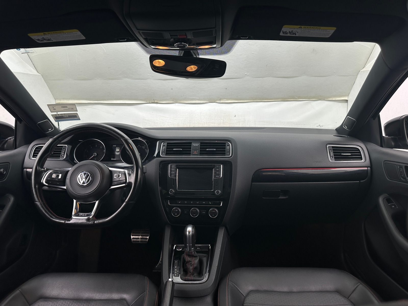 Thumbnail: 2017 Volkswagen Jetta - 2