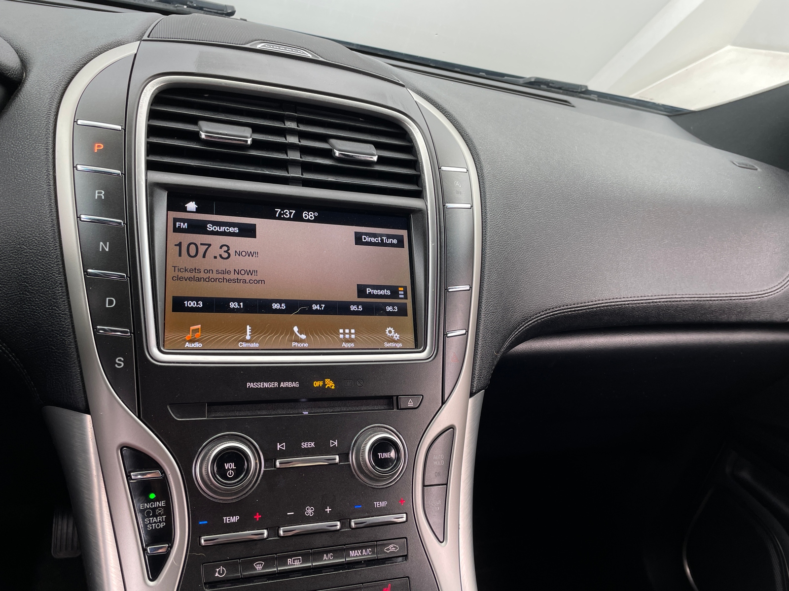 Thumbnail: 2019 Lincoln Nautilus - 3