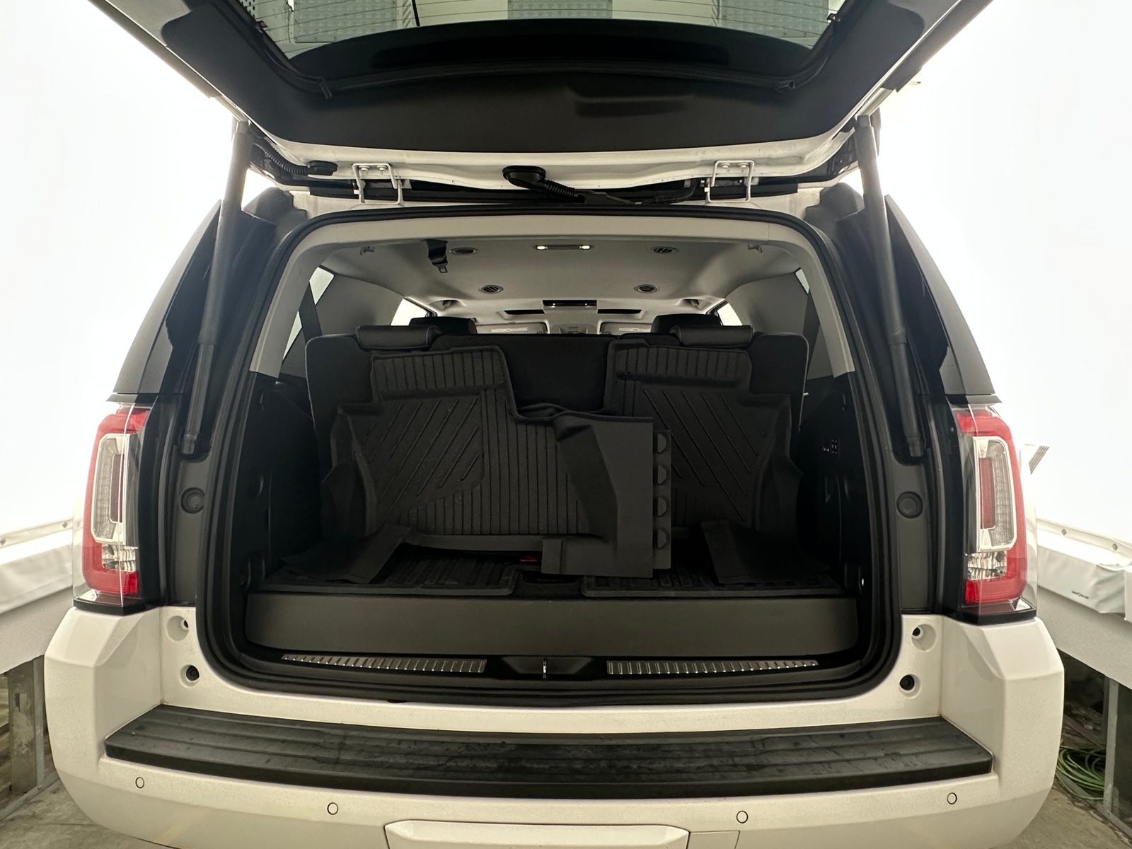 Thumbnail: 2018 GMC Yukon - 6