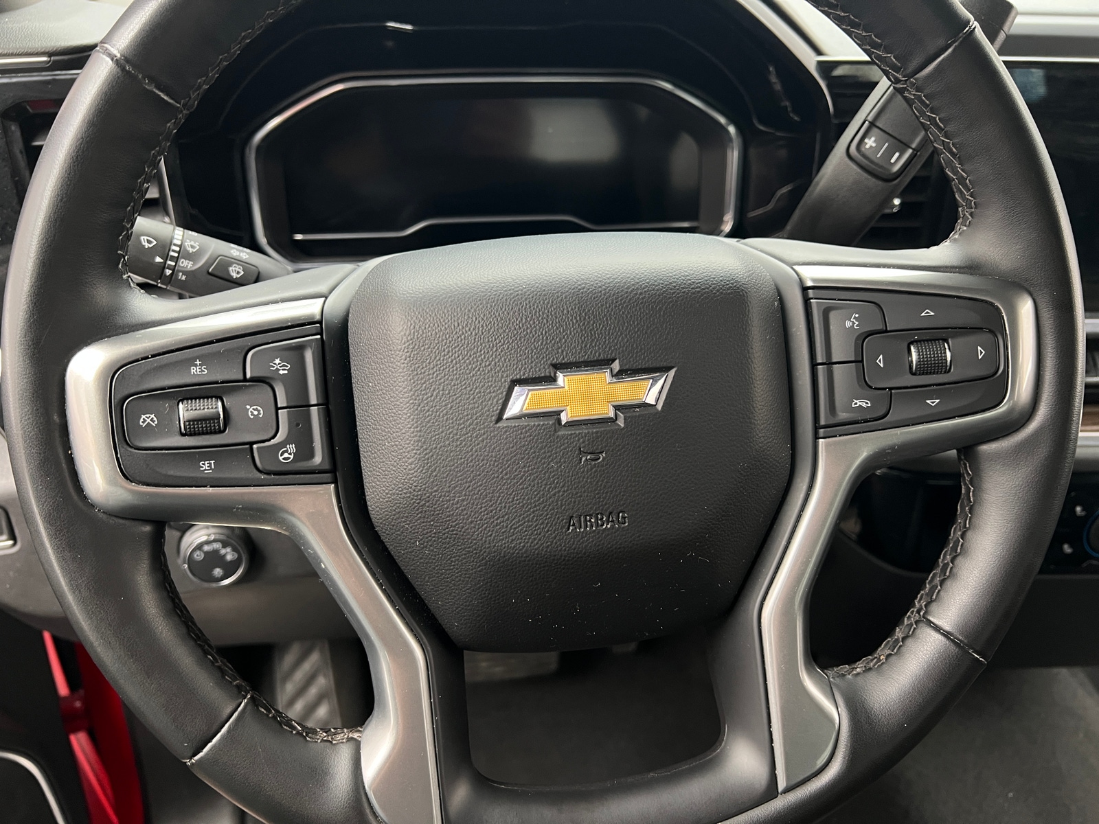 Thumbnail: 2024 Chevrolet Silverado 1500 - 5