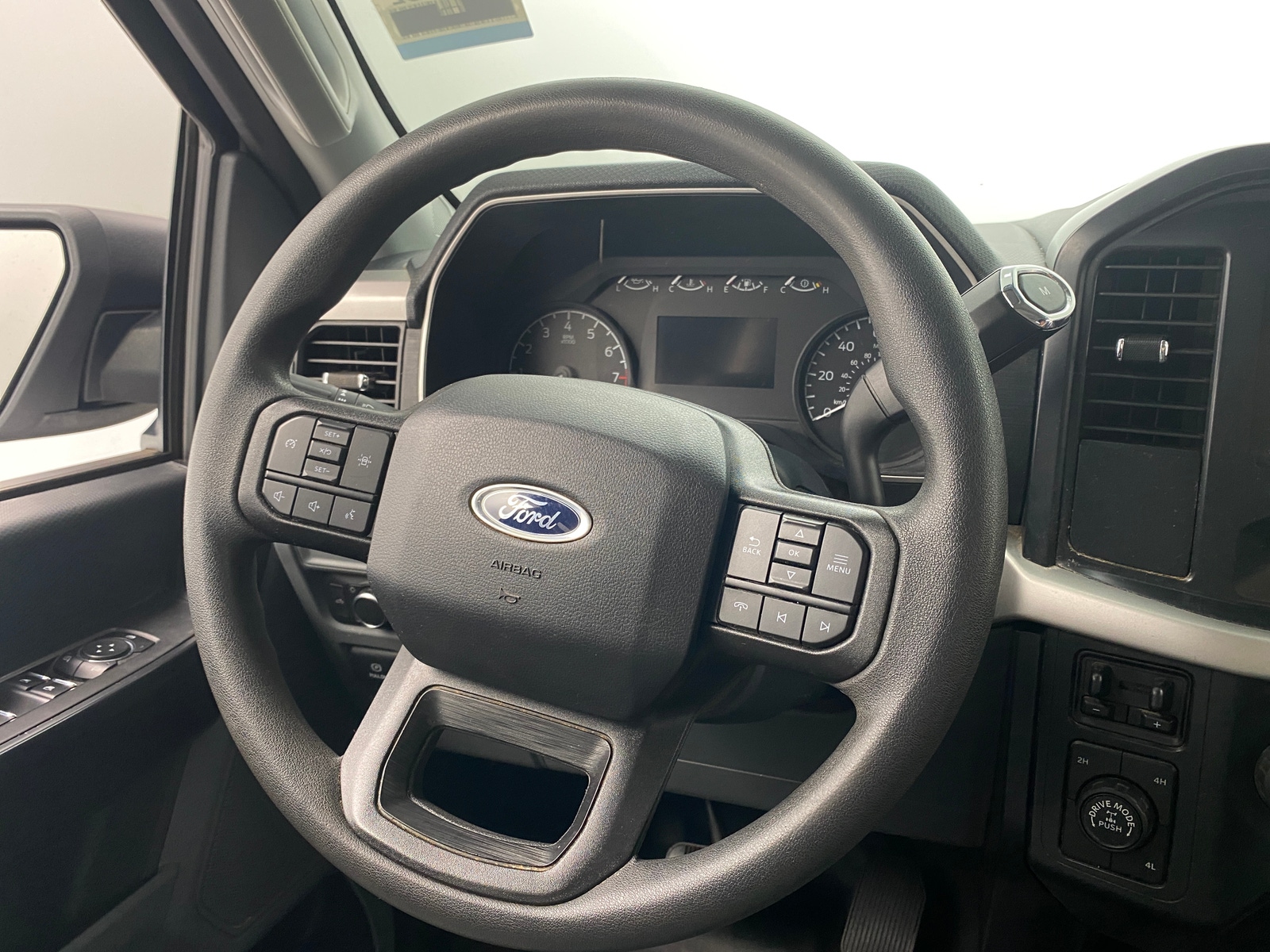Thumbnail: 2022 Ford Econoline - 5