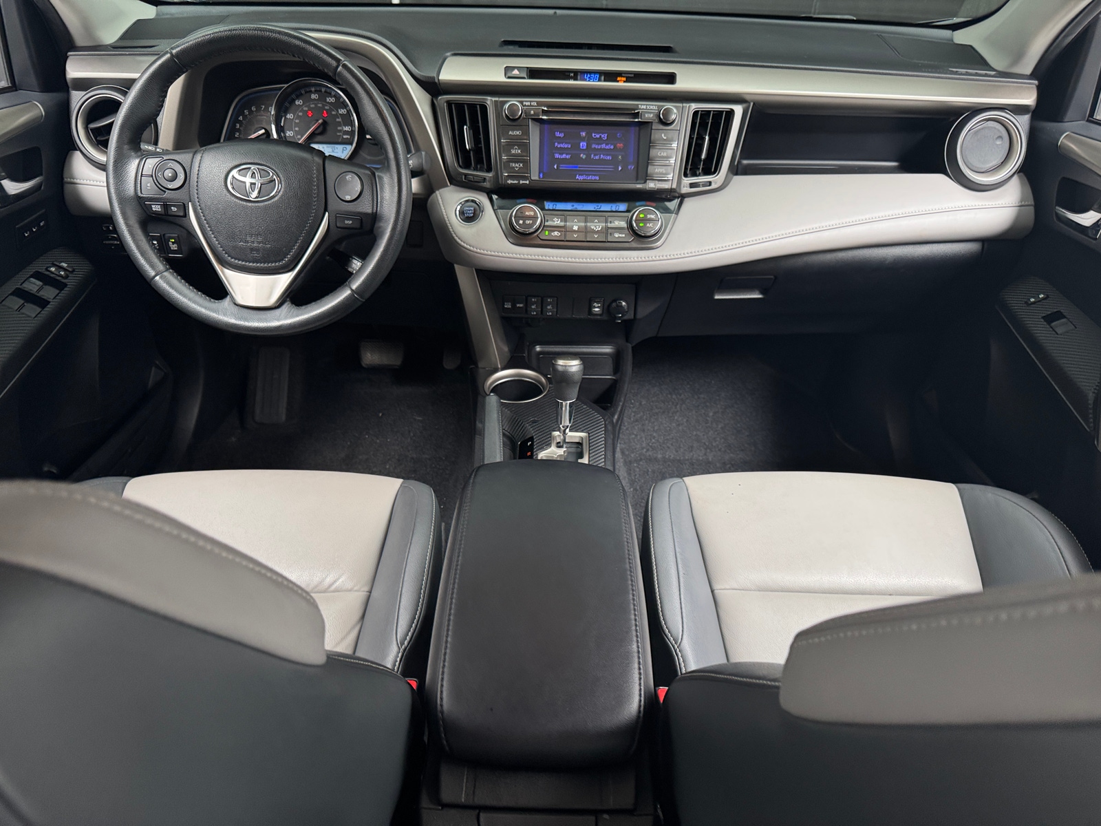 Thumbnail: 2013 Toyota RAV4 - 3
