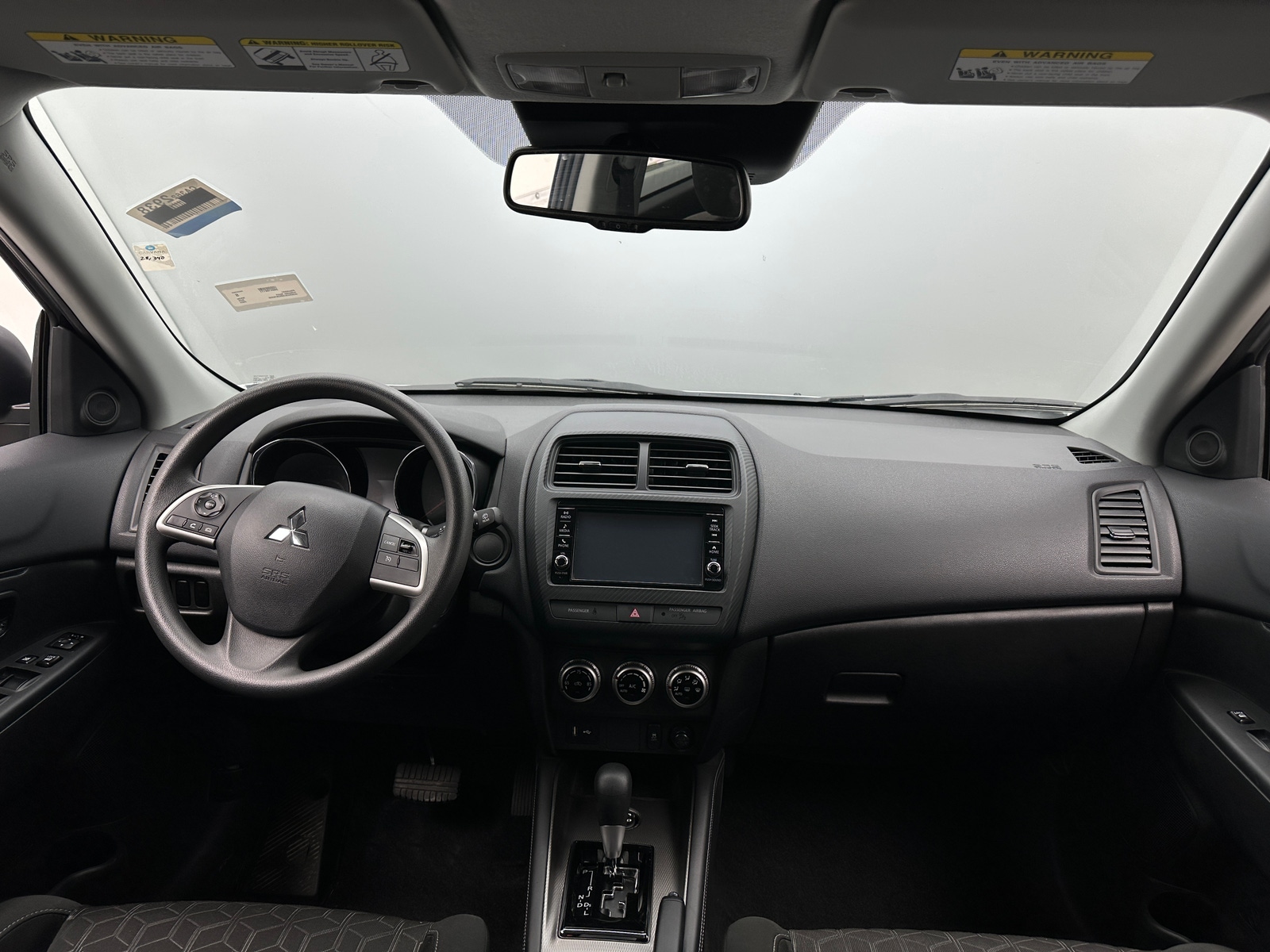 Thumbnail: 2024 Mitsubishi Outlander Sport - 3